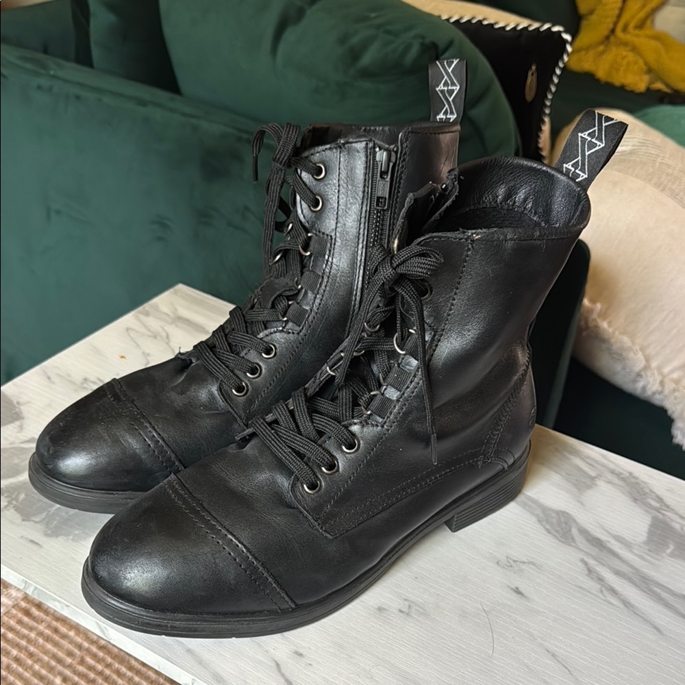 Black Combat Moto Boots with Lace-Up Design